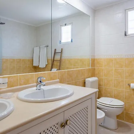 Apartment Gorgeous 2bdr W/patio & Pool By Lovelystay Vilamoura