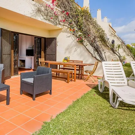 Gorgeous 2Bdr W Patio & Pool By Lovelystay *