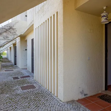Apartment Gorgeous 2bdr W/patio & Pool By Lovelystay Vilamoura